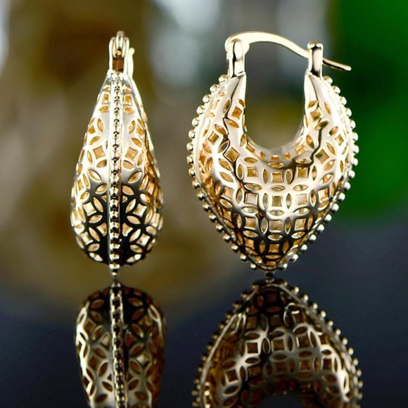 Euphir Jewelry - Gilded Filigree Leverback Heart Hoop Earrings